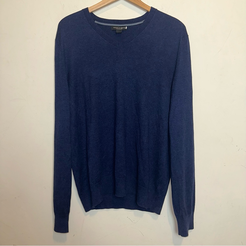 Banana Republic Luxury Blend Silk Cashmere Mens Size Large V Neck Sweater Blue